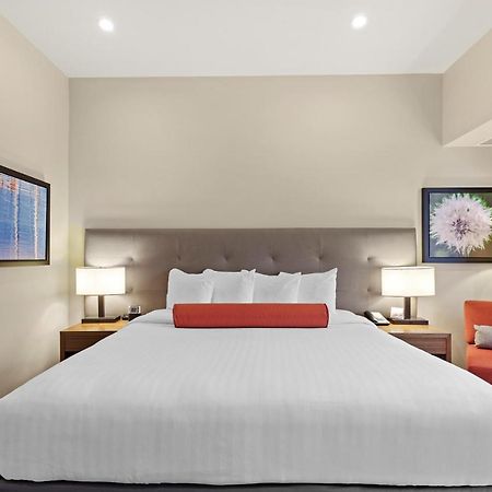 Mountain View Inn & Suites Sundre ภายนอก รูปภาพ