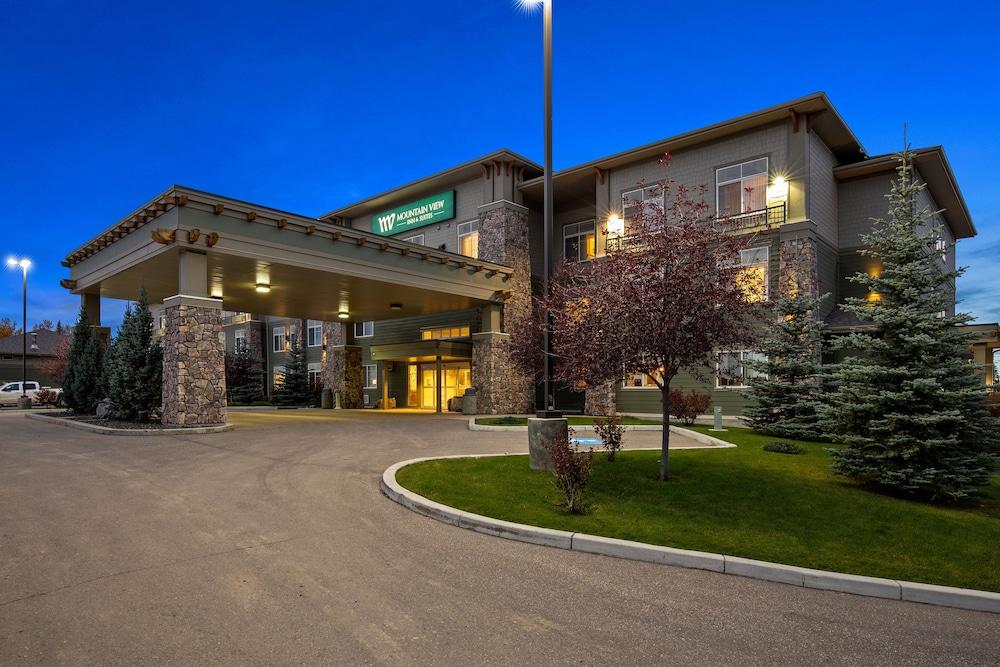 Mountain View Inn & Suites Sundre ภายนอก รูปภาพ