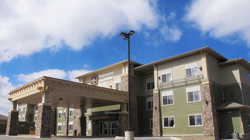 Mountain View Inn & Suites Sundre ภายนอก รูปภาพ